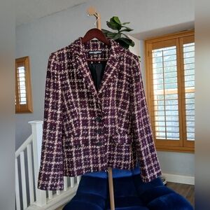 Karl Lagerfeld Paris Tweed Jacket/Skirt Matching Set. Jacket (14) Skirt (12)